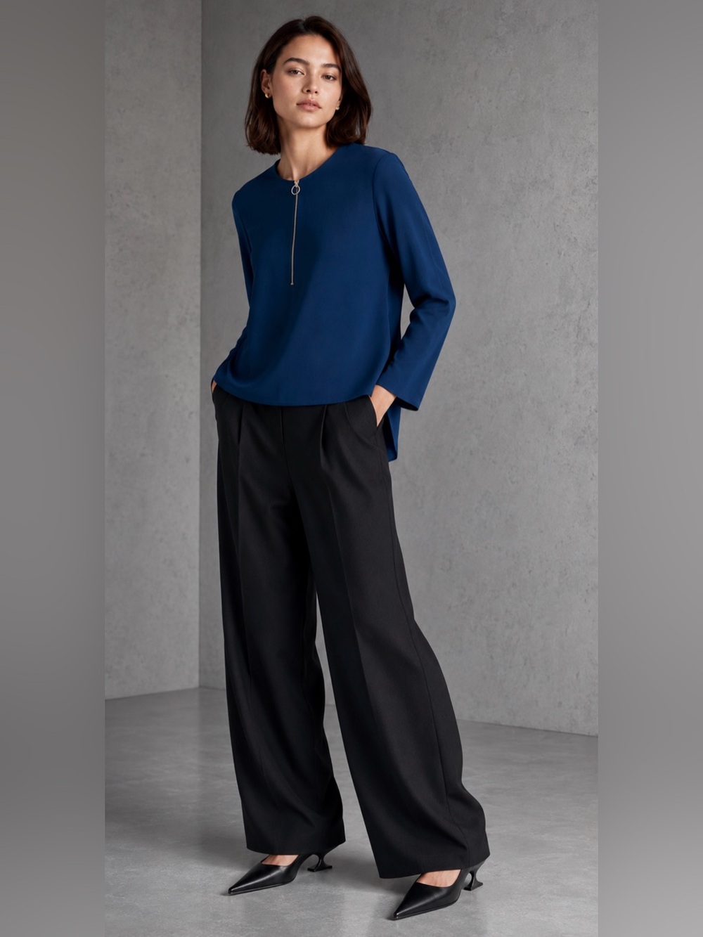 NWT Stella McCartney Arlesa Petrol Blue Ring Zip High Low Blouse Size 38